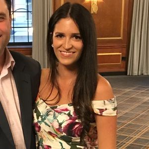 Meet your Posher, Danielle